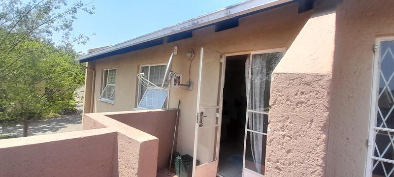 2 Bedroom Property for Sale in Vorna Valley Gauteng