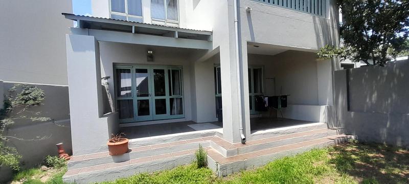1 Bedroom Property for Sale in Fourways Gauteng