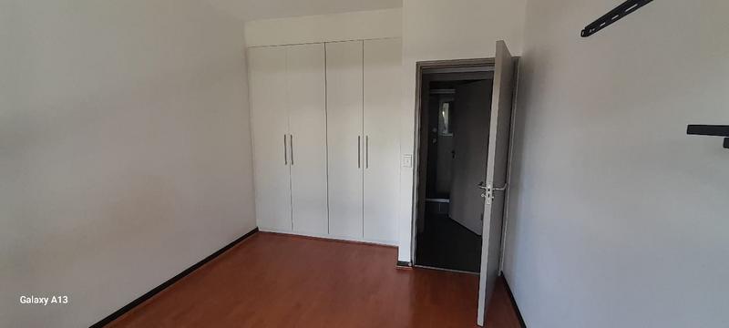1 Bedroom Property for Sale in Fourways Gauteng