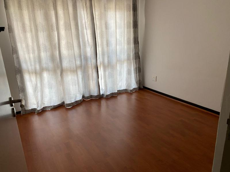 1 Bedroom Property for Sale in Fourways Gauteng