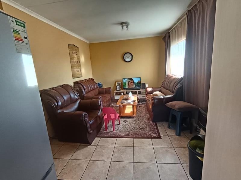 3 Bedroom Property for Sale in Cloverdene Gauteng