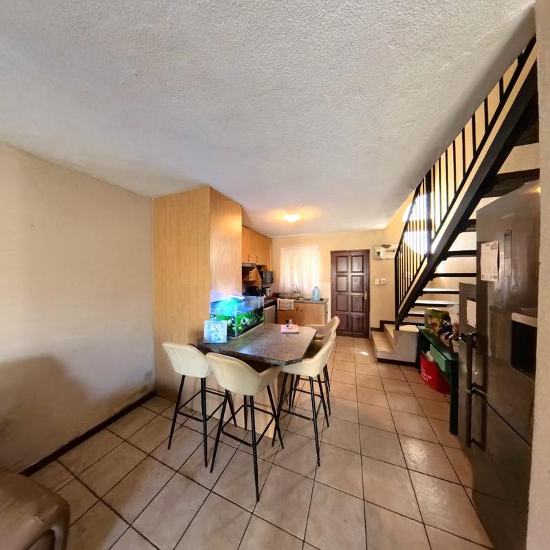 2 Bedroom Property for Sale in Birchleigh Gauteng