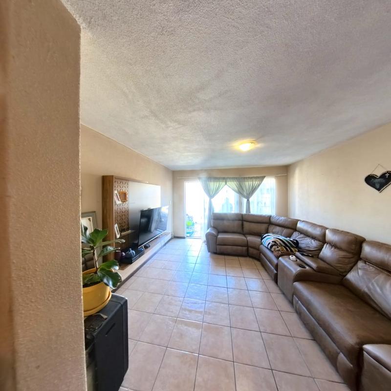 2 Bedroom Property for Sale in Birchleigh Gauteng