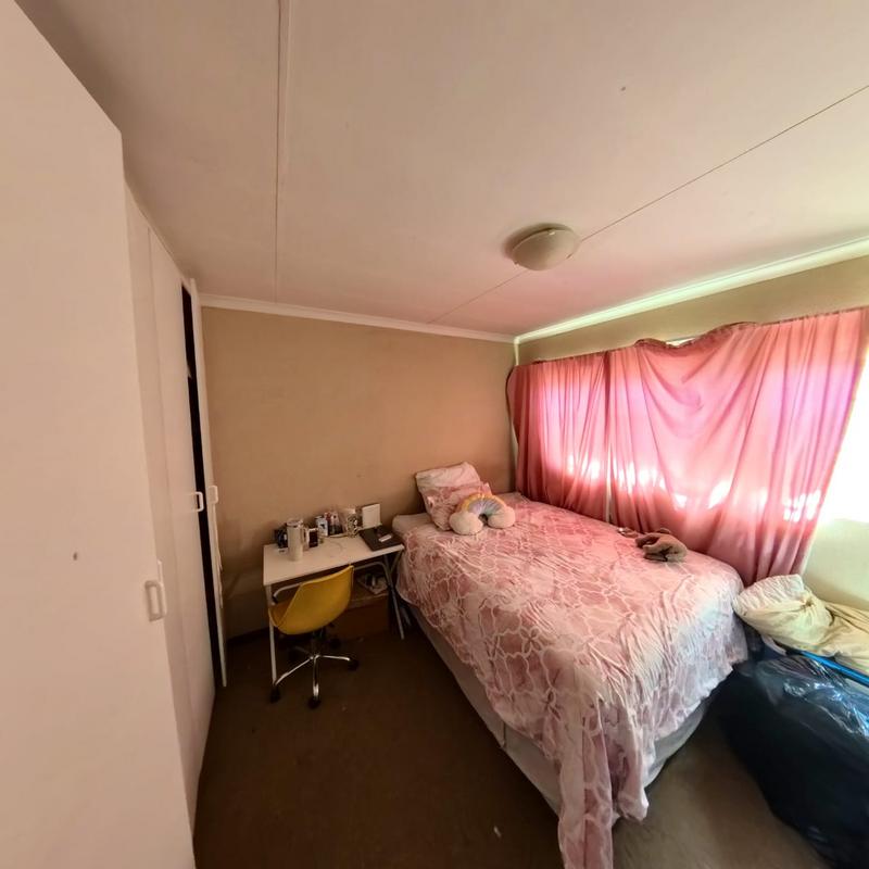 2 Bedroom Property for Sale in Birchleigh Gauteng