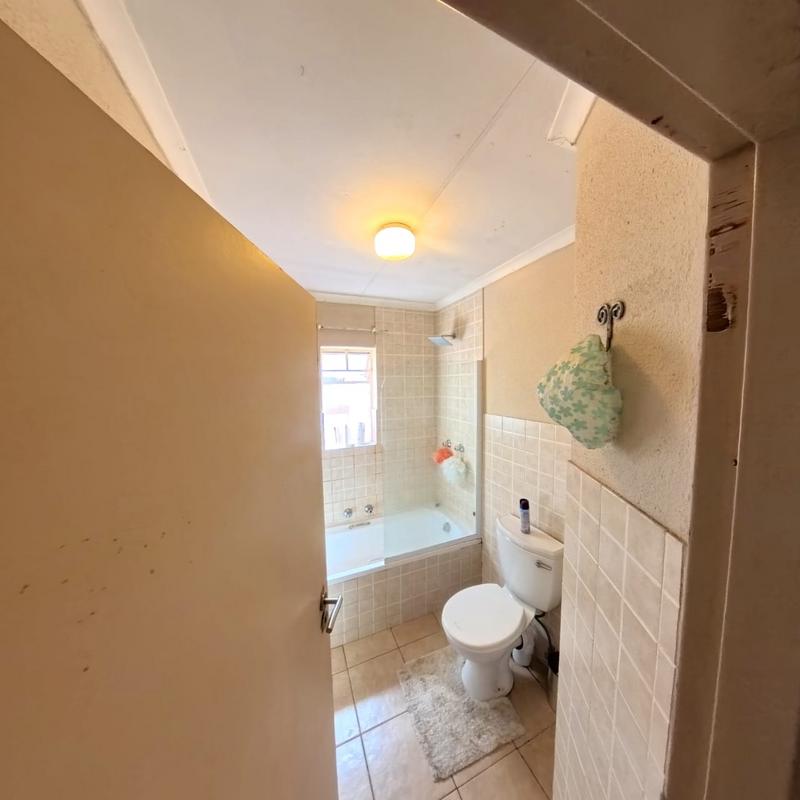 2 Bedroom Property for Sale in Birchleigh Gauteng