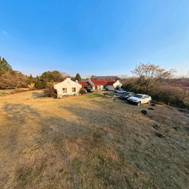 4 Bedroom Property for Sale in Glen Austin Gauteng