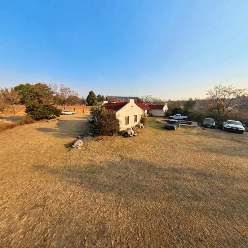 4 Bedroom Property for Sale in Glen Austin Gauteng