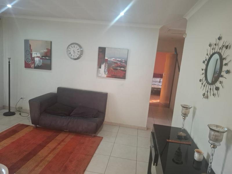 4 Bedroom Property for Sale in Glen Austin Gauteng