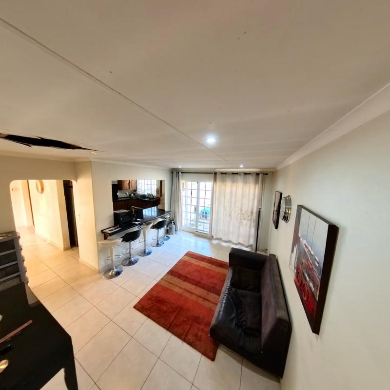 4 Bedroom Property for Sale in Glen Austin Gauteng