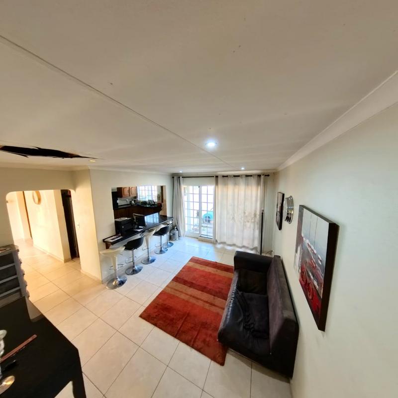 4 Bedroom Property for Sale in Glen Austin Gauteng