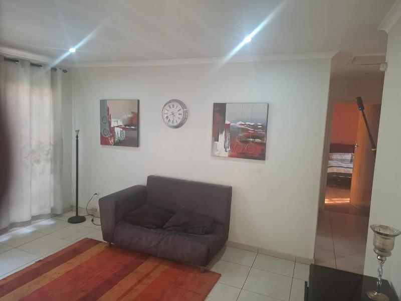 4 Bedroom Property for Sale in Glen Austin Gauteng