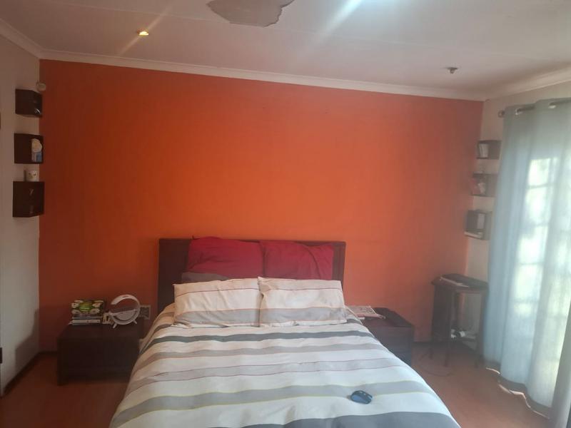 4 Bedroom Property for Sale in Glen Austin Gauteng