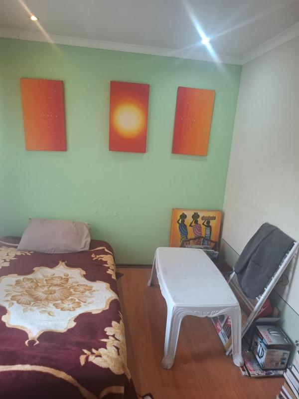 4 Bedroom Property for Sale in Glen Austin Gauteng