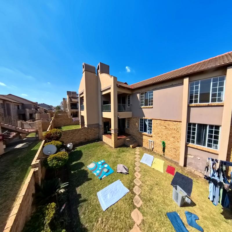 3 Bedroom Property for Sale in Noordwyk Gauteng