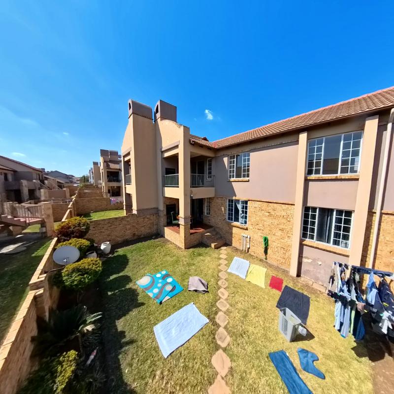 3 Bedroom Property for Sale in Noordwyk Gauteng