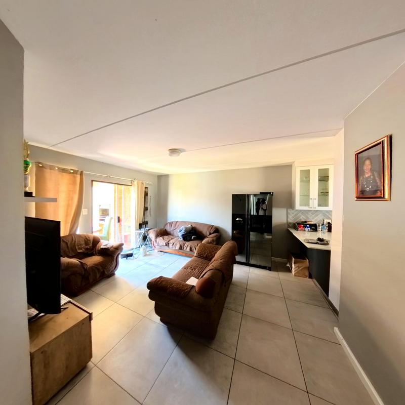 3 Bedroom Property for Sale in Noordwyk Gauteng