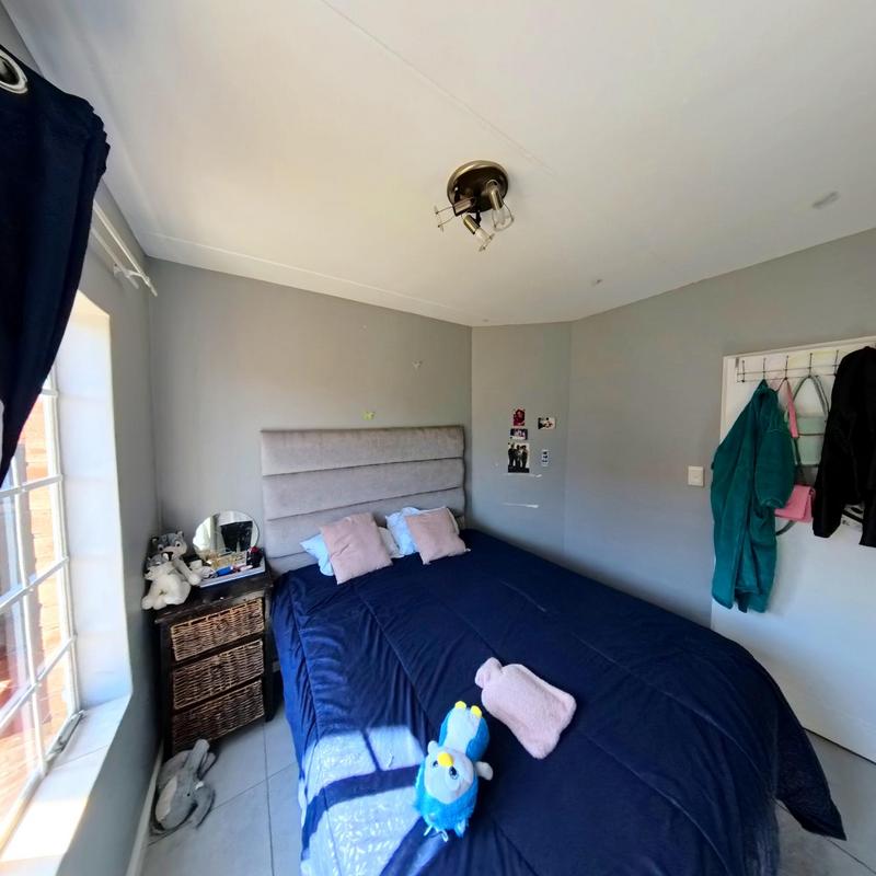 3 Bedroom Property for Sale in Noordwyk Gauteng