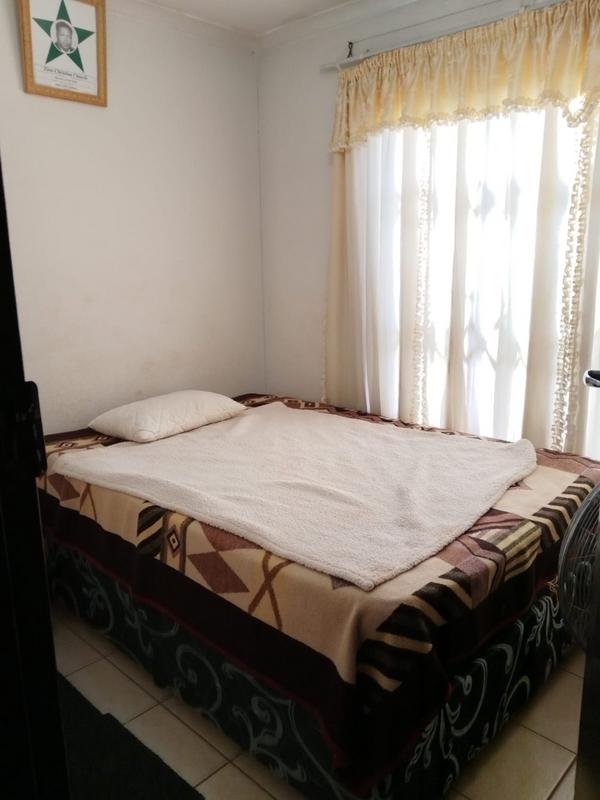 2 Bedroom Property for Sale in Protea Glen Gauteng