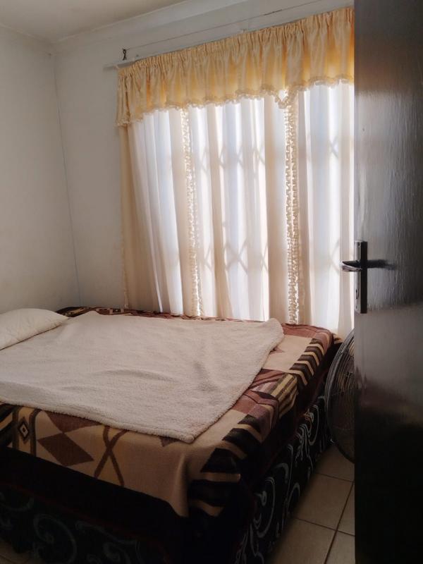 2 Bedroom Property for Sale in Protea Glen Gauteng