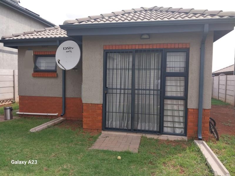 3 Bedroom Property for Sale in Albertsdal Gauteng