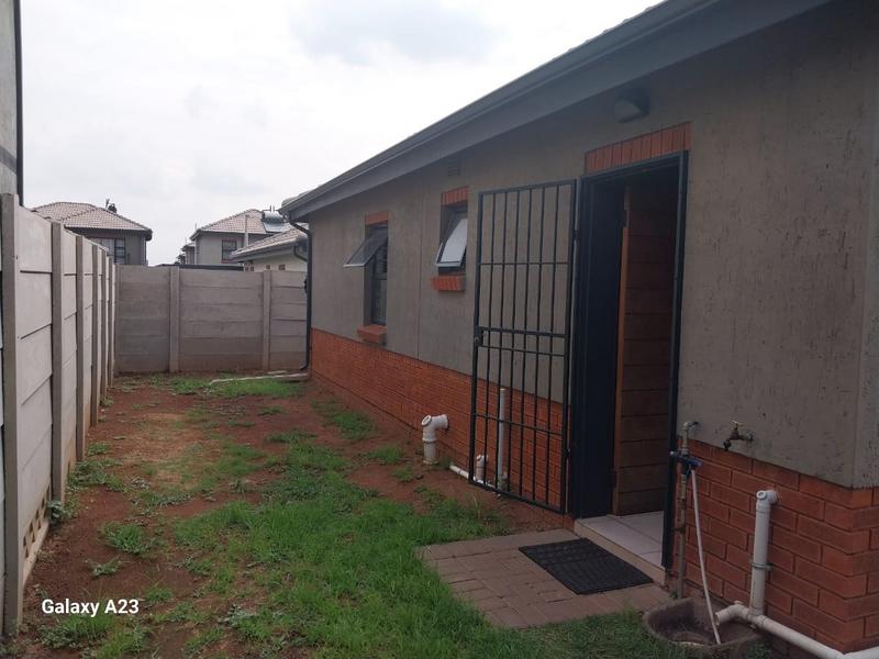 3 Bedroom Property for Sale in Albertsdal Gauteng