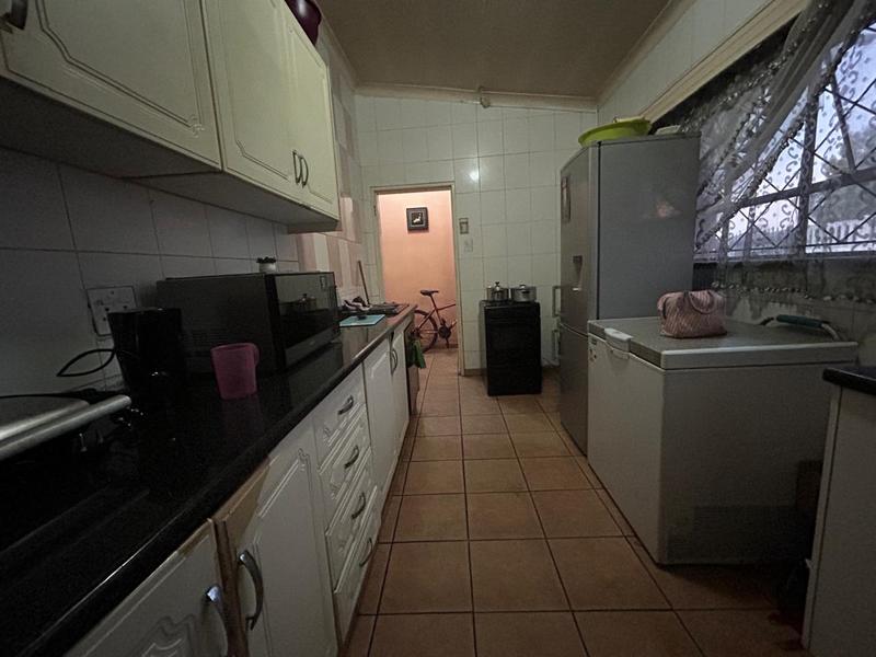 7 Bedroom Property for Sale in Tedstoneville Gauteng