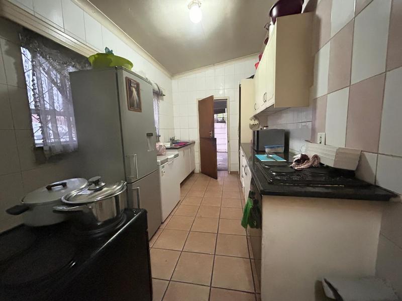 7 Bedroom Property for Sale in Tedstoneville Gauteng