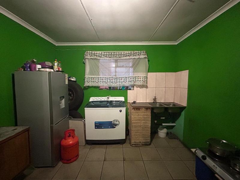 7 Bedroom Property for Sale in Tedstoneville Gauteng