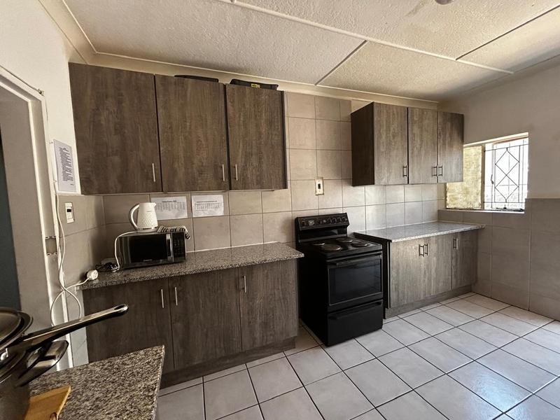8 Bedroom Property for Sale in Orange Grove Gauteng