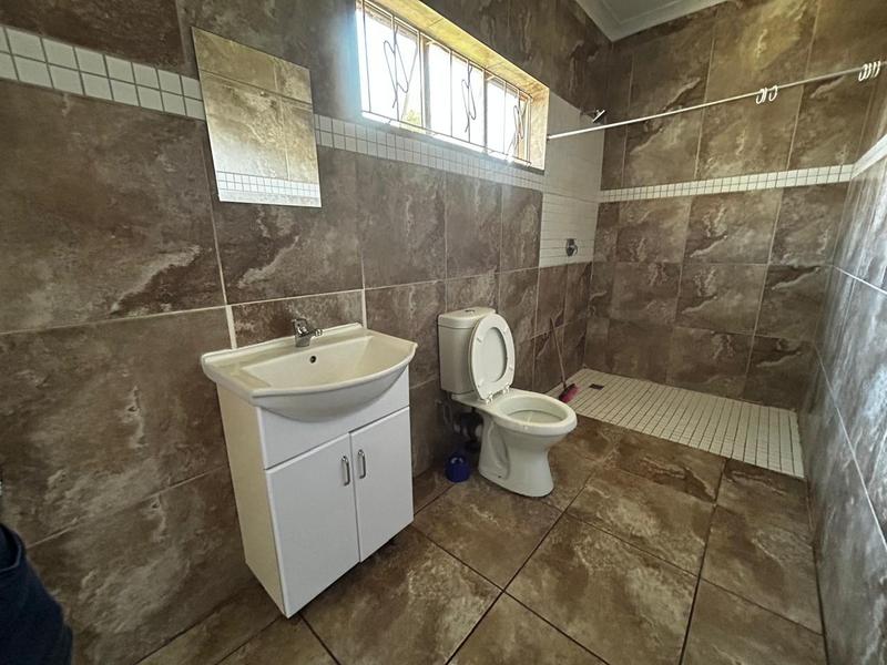8 Bedroom Property for Sale in Orange Grove Gauteng