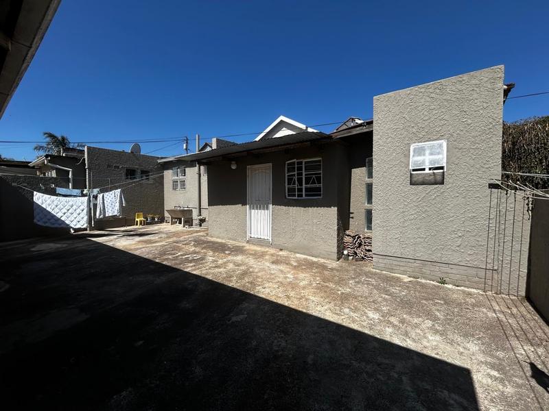 8 Bedroom Property for Sale in Orange Grove Gauteng