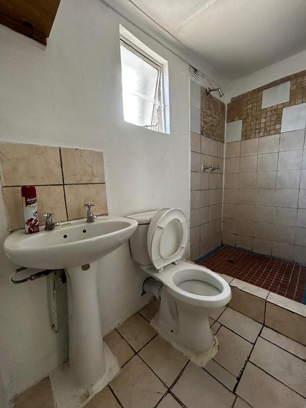 8 Bedroom Property for Sale in Orange Grove Gauteng