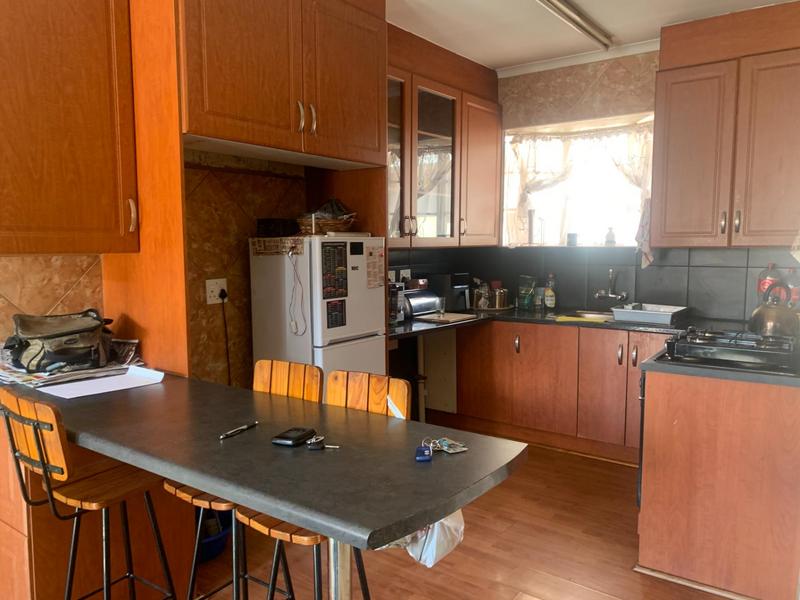To Let 2 Bedroom Property for Rent in Norkem Park Gauteng