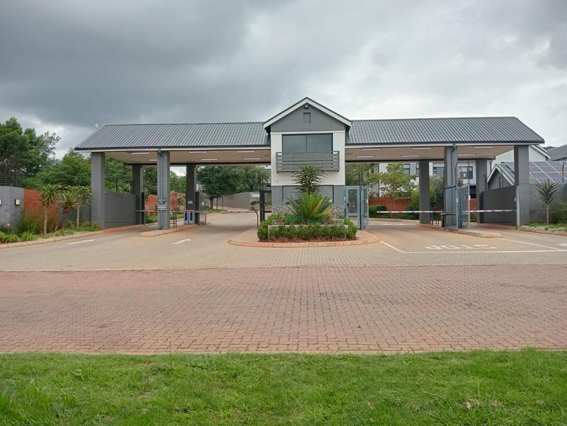 3 Bedroom Property for Sale in Pinehaven Gauteng