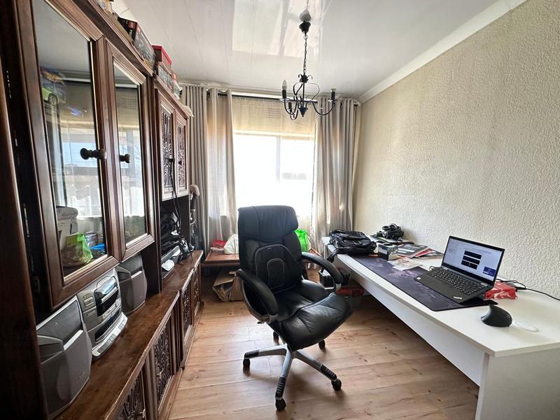 5 Bedroom Property for Sale in Rynfield Gauteng