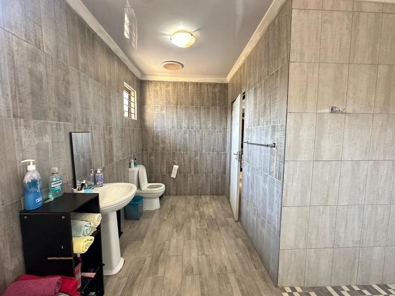 5 Bedroom Property for Sale in Rynfield Gauteng