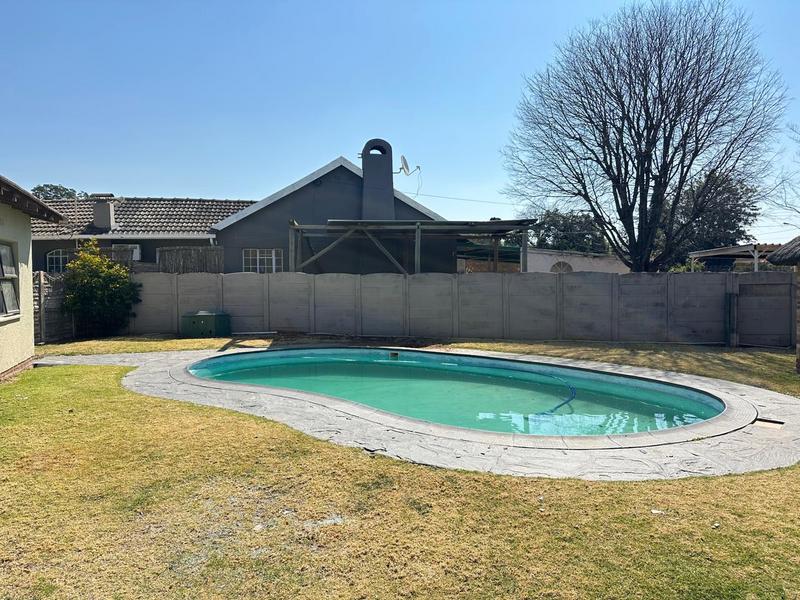 5 Bedroom Property for Sale in Rynfield Gauteng