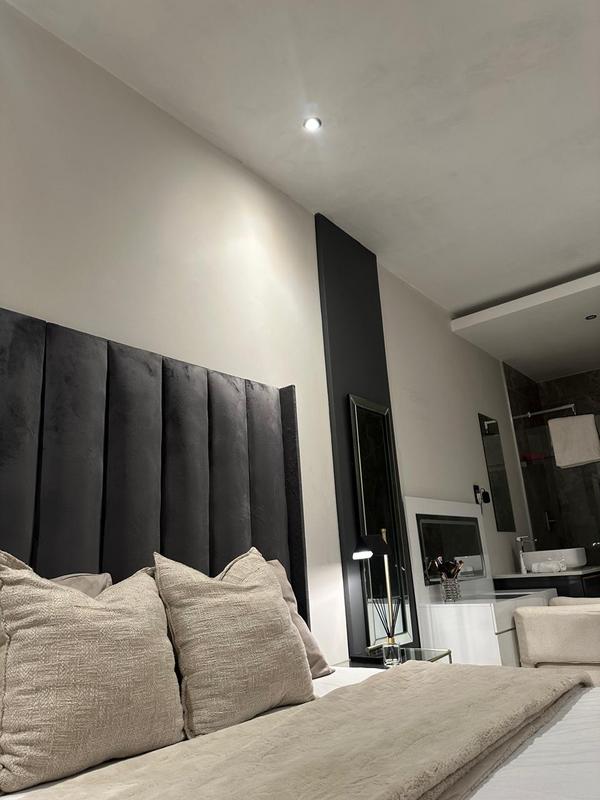 To Let 2 Bedroom Property for Rent in Houghton Estate Gauteng