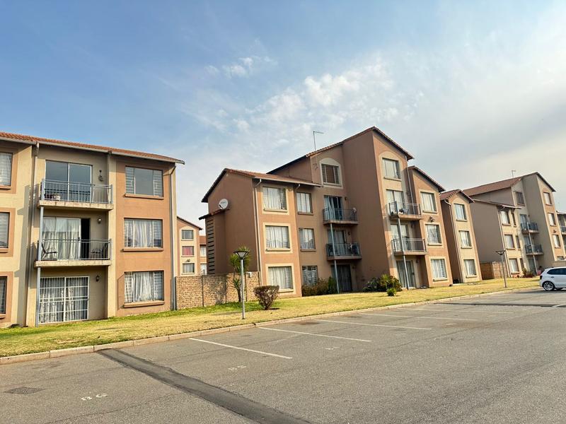 To Let 3 Bedroom Property for Rent in Kleinfontein Gauteng