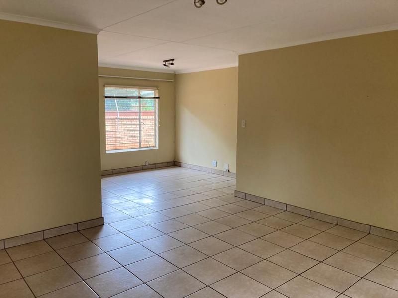 3 Bedroom Property for Sale in La Montagne Gauteng