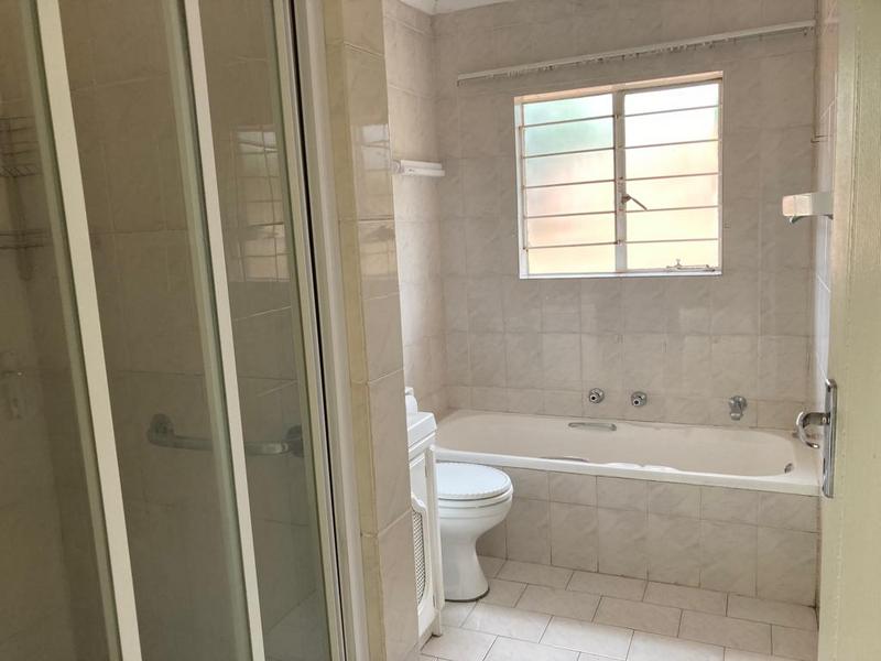 3 Bedroom Property for Sale in La Montagne Gauteng