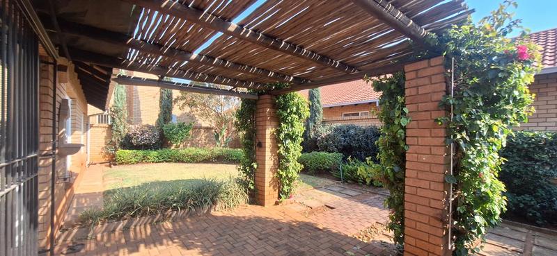 To Let 3 Bedroom Property for Rent in La Montagne Gauteng