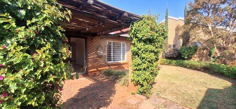 To Let 3 Bedroom Property for Rent in La Montagne Gauteng