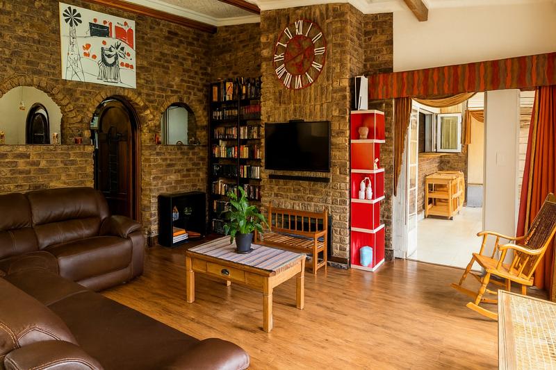5 Bedroom Property for Sale in Waterkloof Glen Gauteng