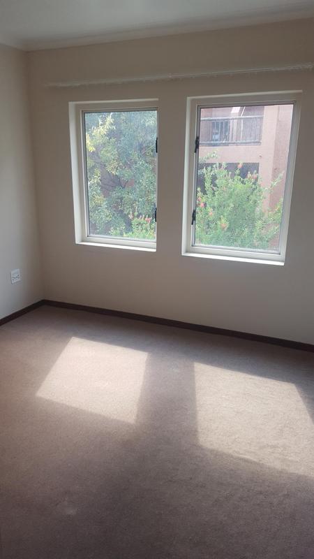 To Let 2 Bedroom Property for Rent in Sunninghill Gauteng