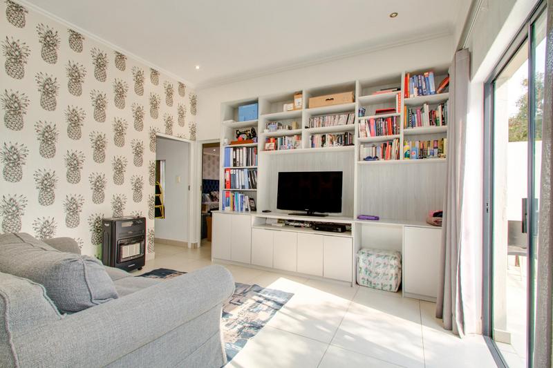 To Let 4 Bedroom Property for Rent in Broadacres Gauteng