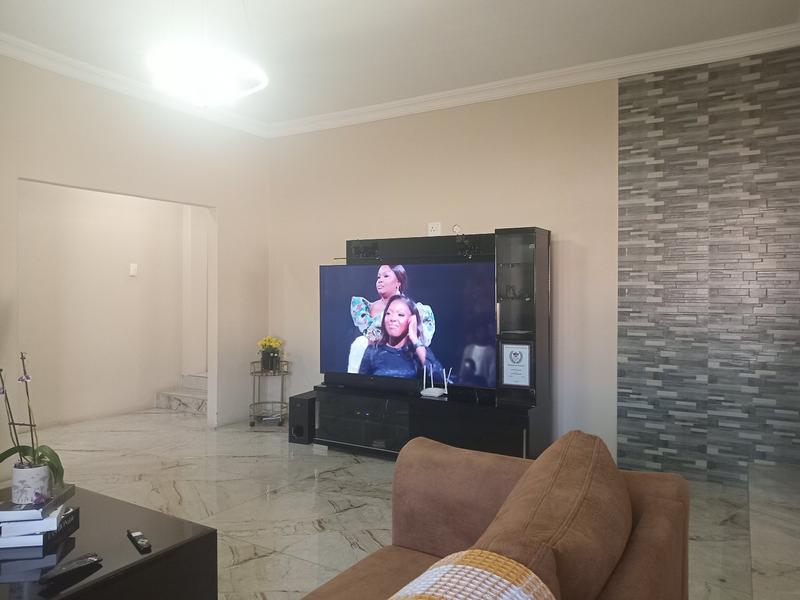 3 Bedroom Property for Sale in Elandsfontein Gauteng