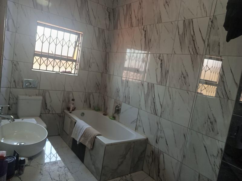 3 Bedroom Property for Sale in Elandsfontein Gauteng