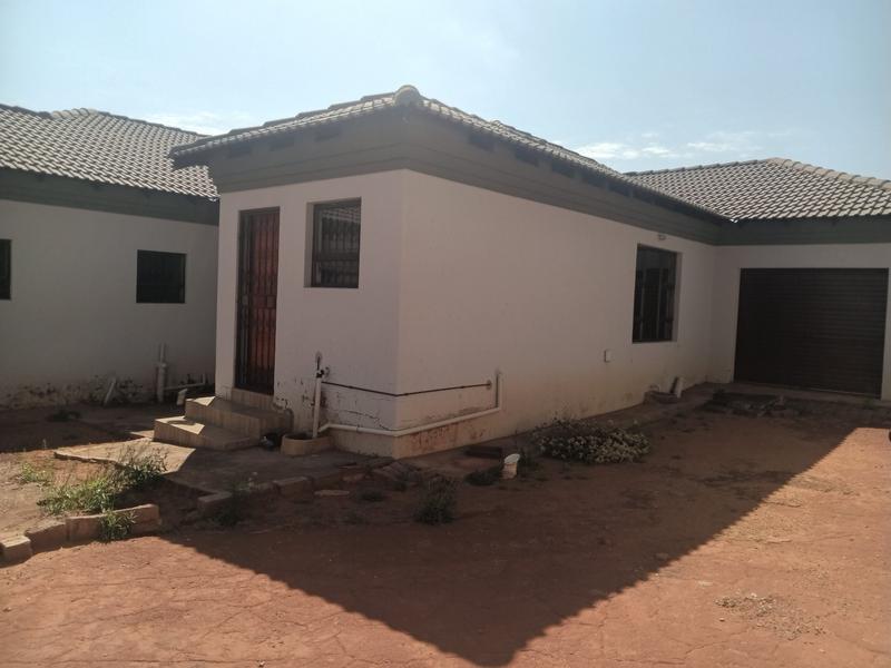 3 Bedroom Property for Sale in Elandsfontein Gauteng