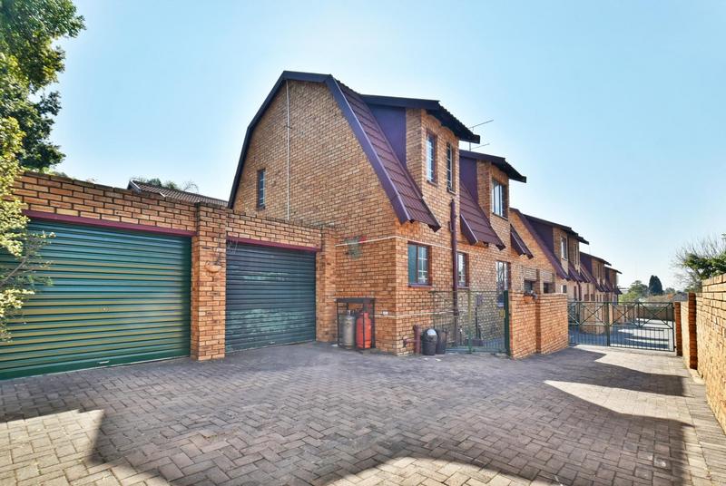 3 Bedroom Property for Sale in Boskruin Gauteng